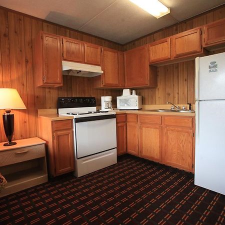 Regency Inn Pigeon Forge Room photo