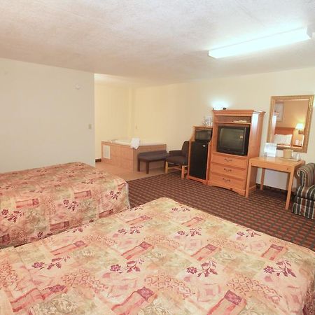 Regency Inn Pigeon Forge Room photo